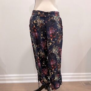 Ecru Black Tropical Floral Drawstring Ankle Pants – Size L